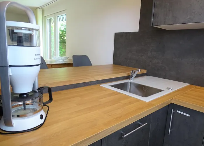 Semesterbostad Flora